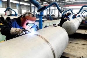 泽明环保不锈钢压力容器TIG氩弧焊焊接车间实拍
